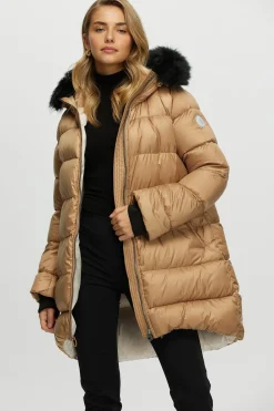 APRES-SKI JACKET WITH DETACHABLE TOSCANA SHEARLING LAMB HOOD TRIM