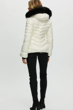 Après-Ski Jacket With Detachable Toscana Shearling Lamb Hood Trim