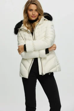Après-Ski Jacket With Detachable Toscana Shearling Lamb Hood Trim