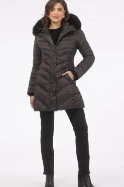 Après-Ski Jacket With Detachable Toscana Shearling Lamb Hood Trim