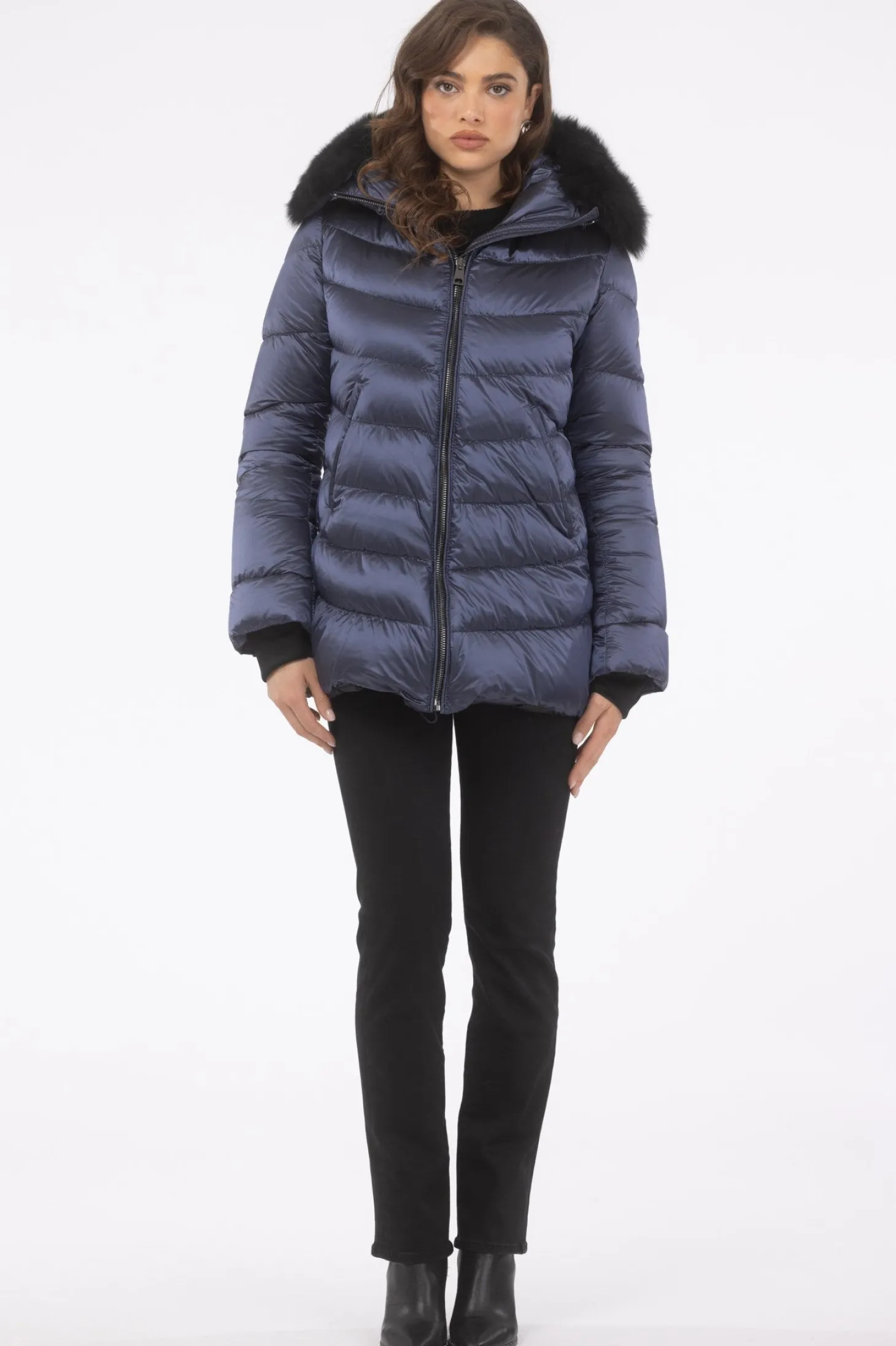 Après-Ski Jacket With Detachable Toscana Shearling Lamb Hood Trim