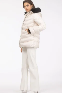 Après-Ski Jacket With Detachable Toscana Shearling Lamb Hood Trim