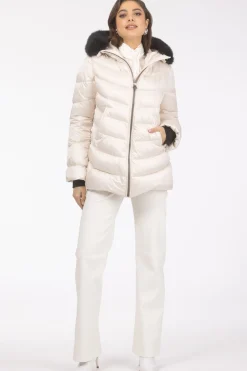 Après-Ski Jacket With Detachable Toscana Shearling Lamb Hood Trim