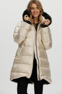 Après-Ski Jacket With Detachable Toscana Shearling Lamb Hood Trim