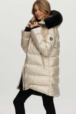 Après-Ski Jacket With Detachable Toscana Shearling Lamb Hood Trim