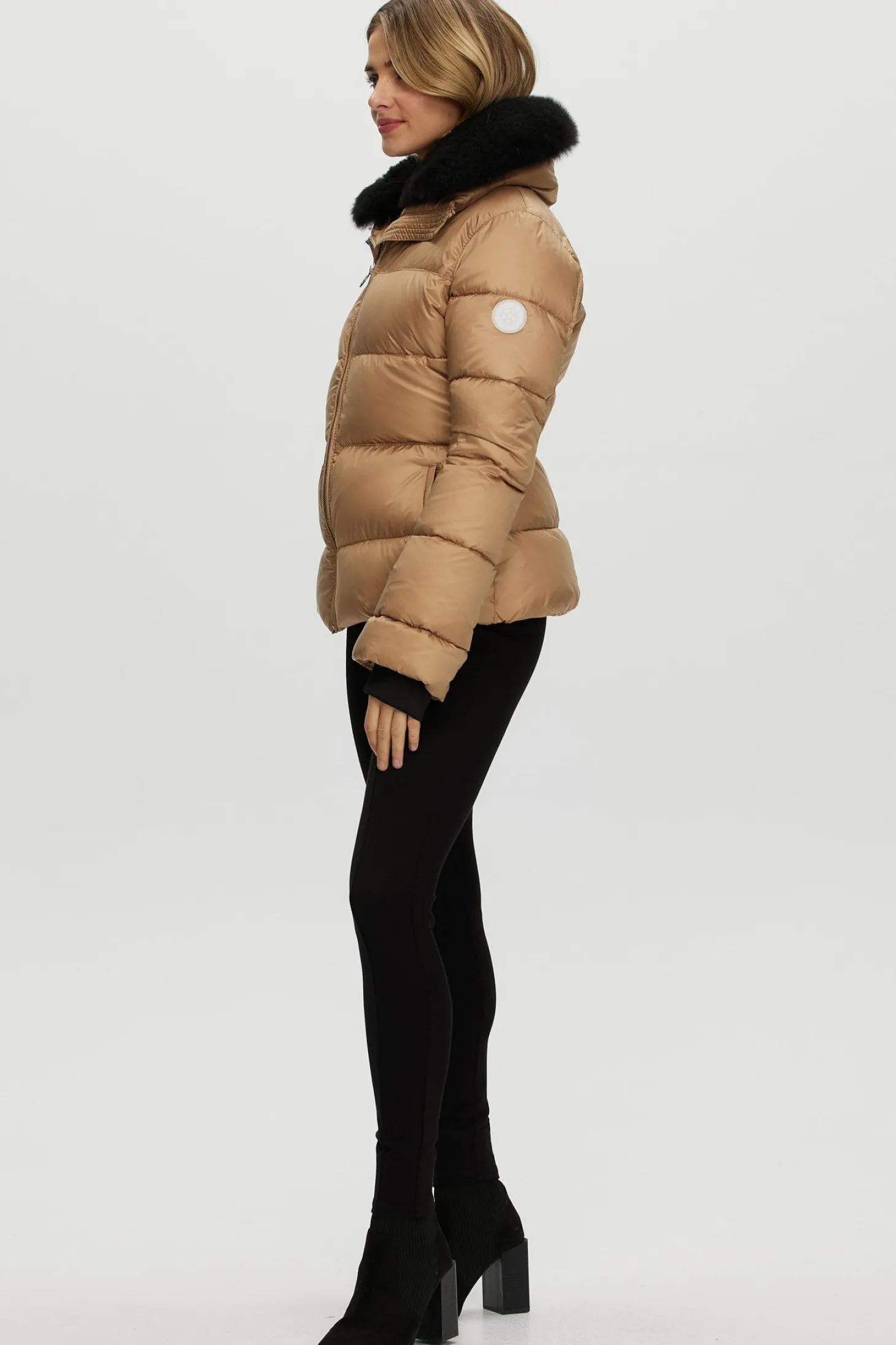 Après-Ski Jacket With Detachable Toscana Shearling Lamb Collar
