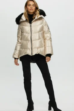 Après-Ski Jacket With Detachable Toscana Shearling Lamb Hood Trim