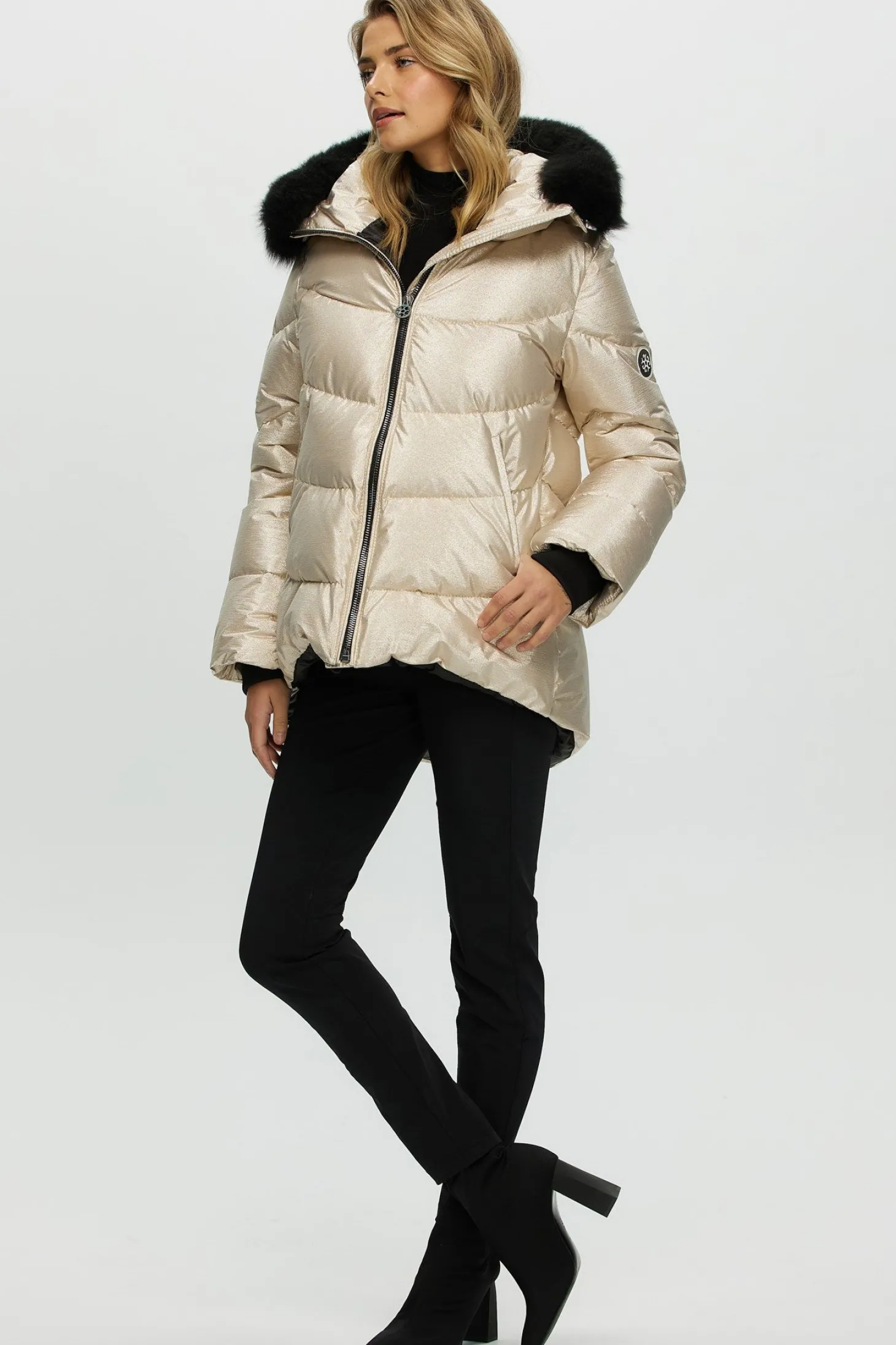 Après-Ski Jacket With Detachable Toscana Shearling Lamb Hood Trim