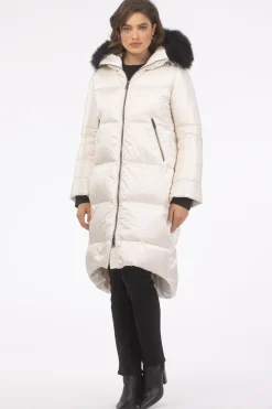 Après-Ski Jacket With Detachable Toscana Shearling Lamb Hood Trim