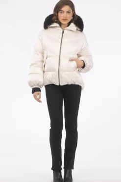 Après-Ski Jacket With Detachable Toscana Shearling Lamb Hood Trim