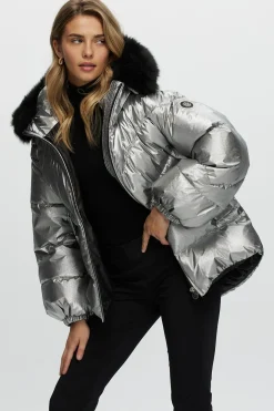 Après-Ski Jacket With Detachable Toscana Shearling Lamb Hood Trim