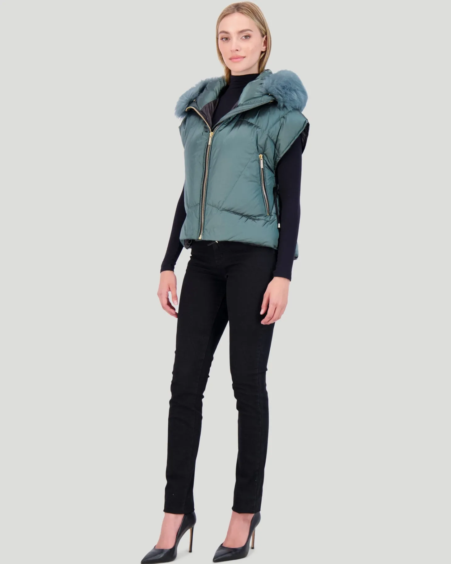 Après-Ski Vest With Detachable Toscana Shearling Lamb Hood Trim