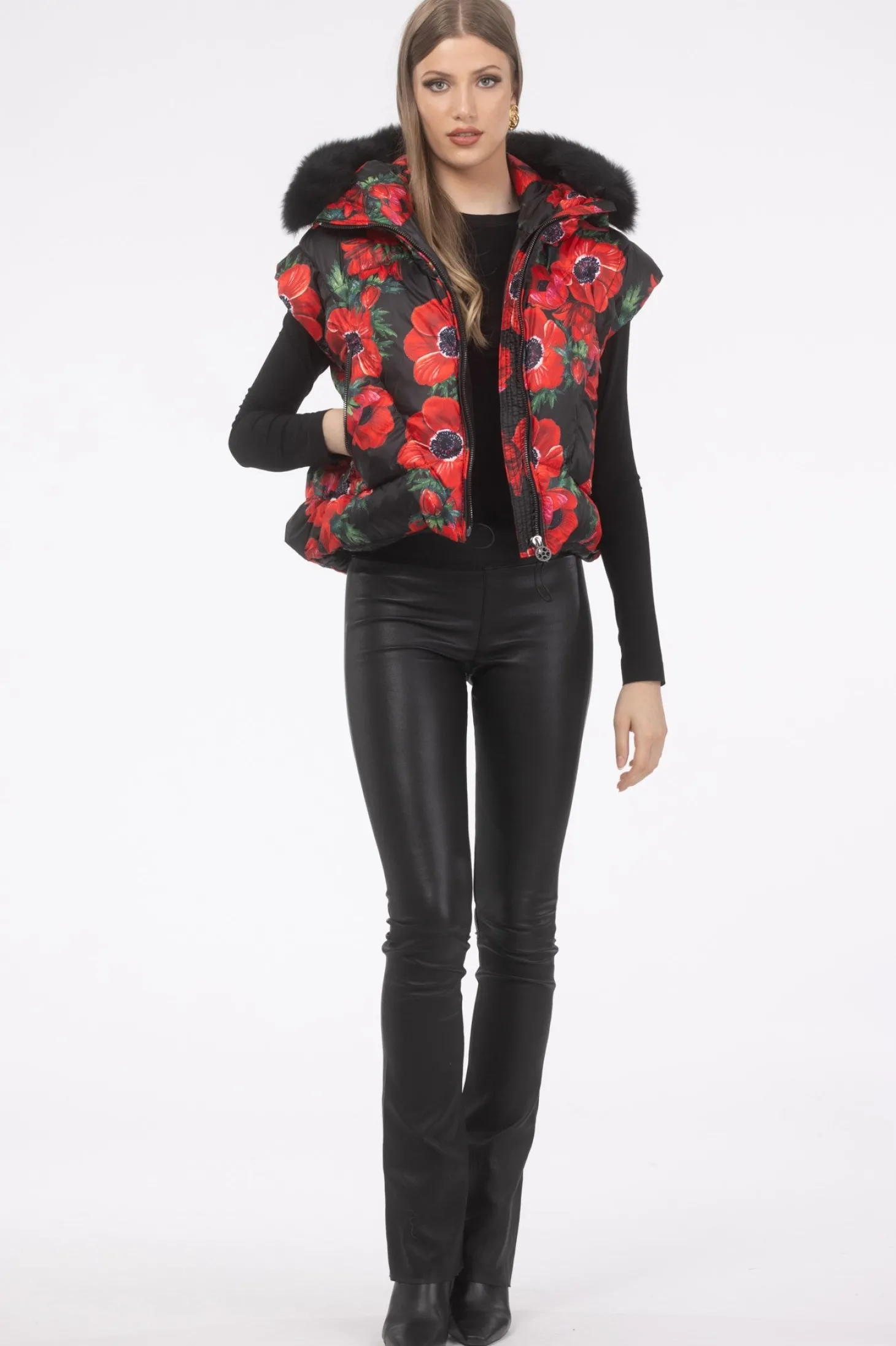 Après-Ski Vest With Detachable Toscana Shearling Lamb Hood Trim