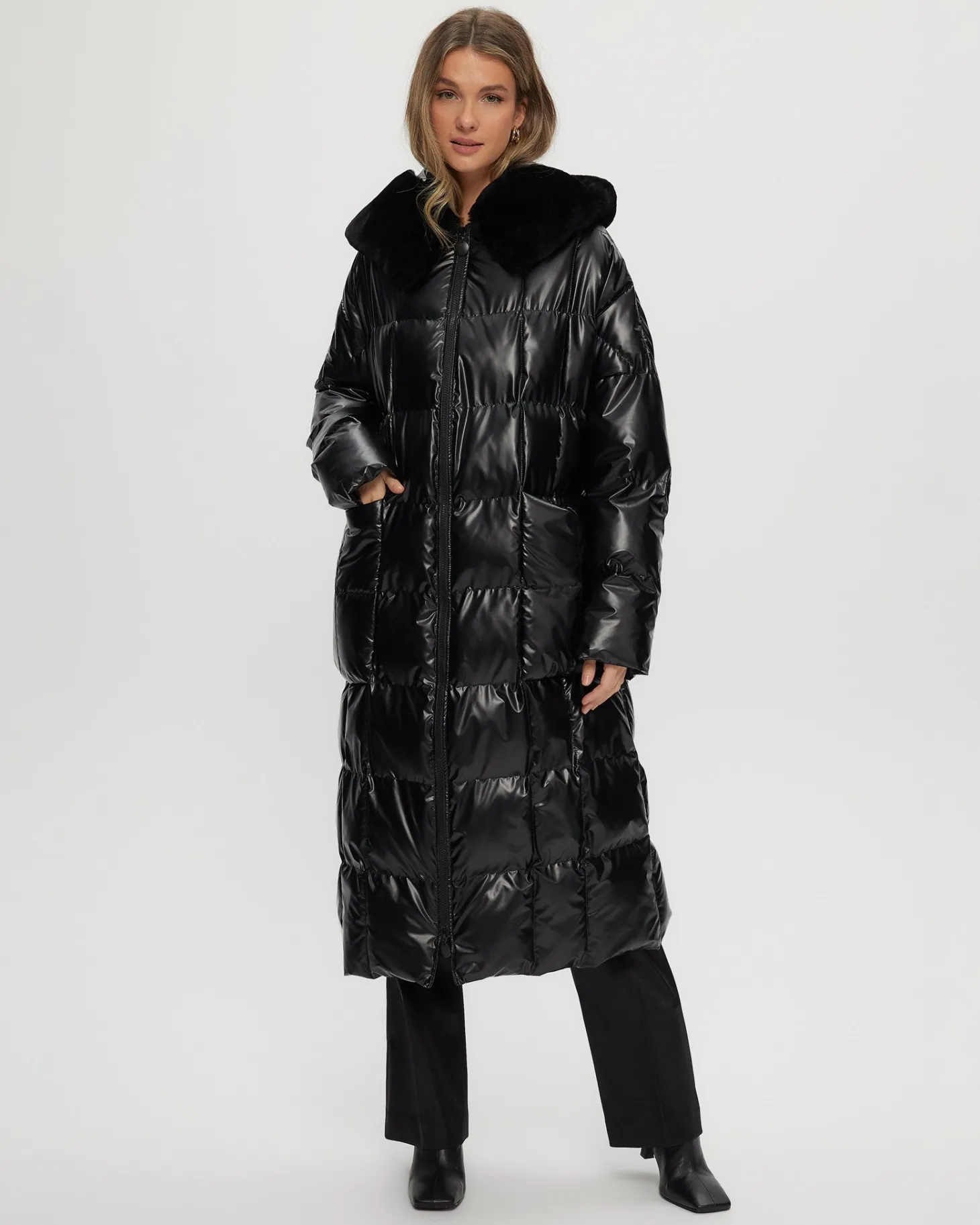 QUILTED PARKA WITH SHEARLING LAMB HOOD TRIM