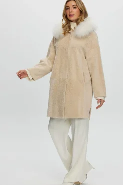 Reversible New Zealand Shearling Lamb Stroller With Select Mongolian Lamb Hood Trim