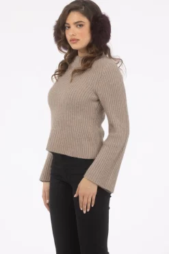 Select Lamb Earmuffs With Leather Frame