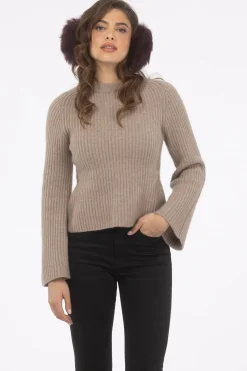 Select Lamb Earmuffs With Leather Frame