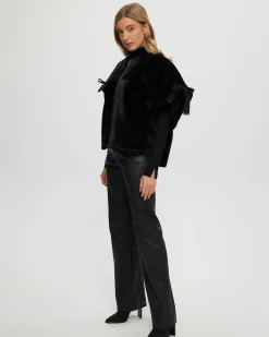 Select Shearling Lamb Collarless Short Sleeve Jacket