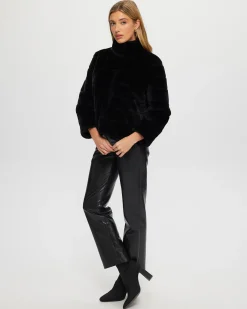 Select Shearling Lamb Horizontal Jacket With Cropped Sleeves